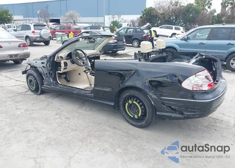 2008 Mercedes-Benz Clk 550 из США, поврежденный, VIN WDBTK72G08T089832